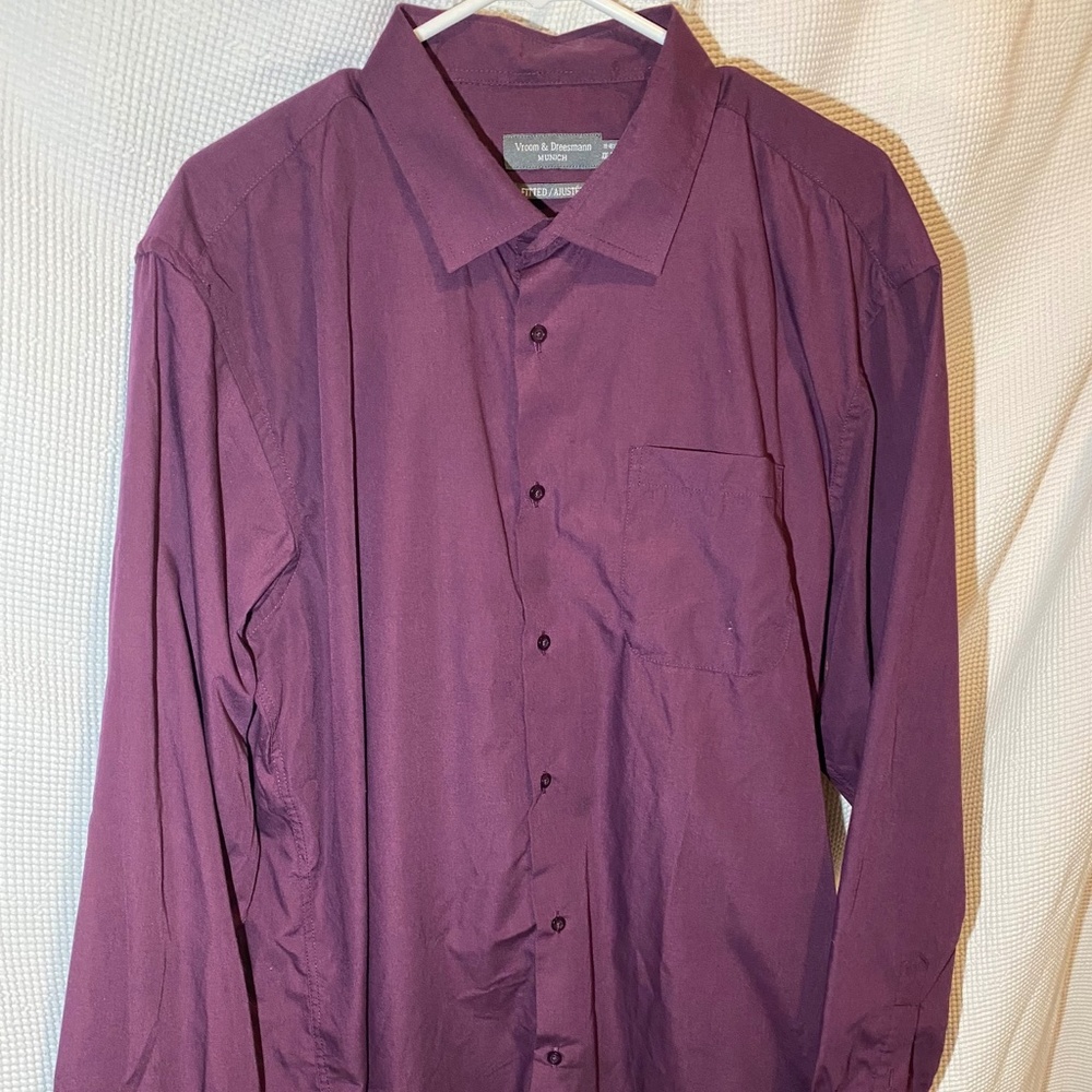 Vroom & Dreesmann Purple Button Down Shirt
